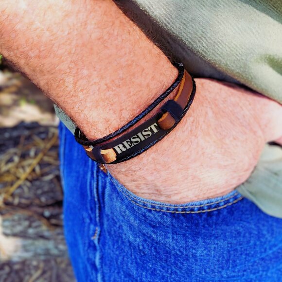 Anti-Trump Unisex Bracelet Patriotic Political Gift for a Combat Veteran. Resist - Picture 4 of 10